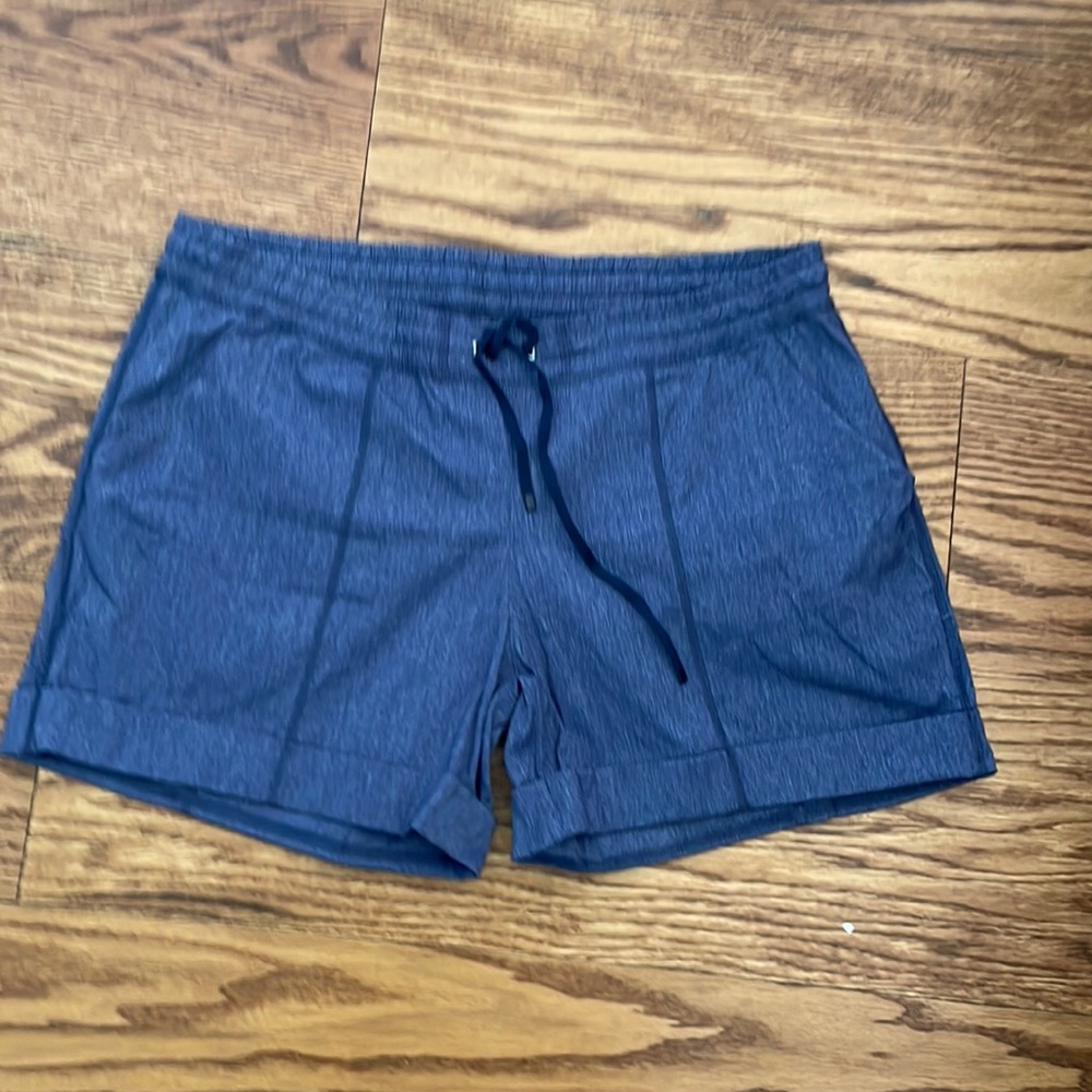 Lucy shorts